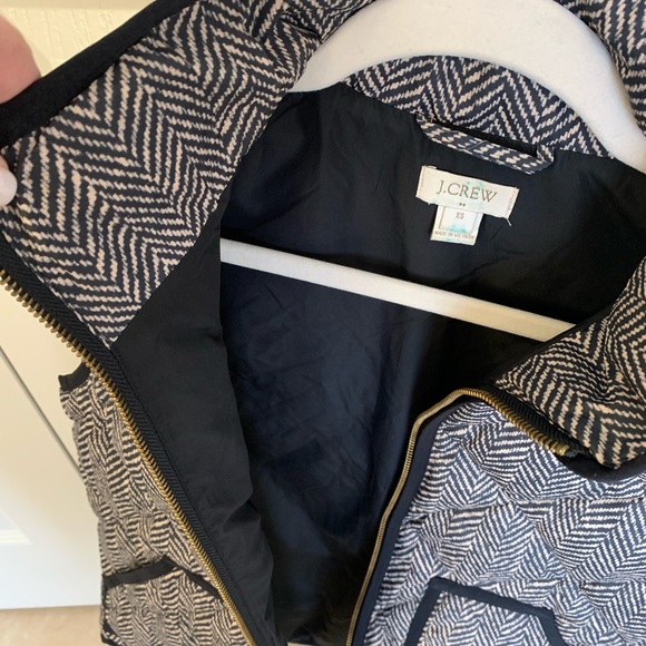 J Crew vest/Jacket- black stripes - size XS - Picture 2 of 4